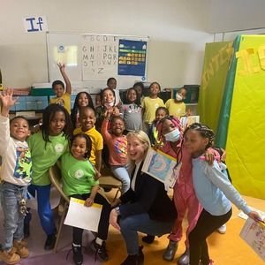 Meet your Posher, Liz